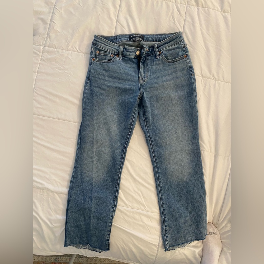 Aeropostale Mid Rise Kick Crop